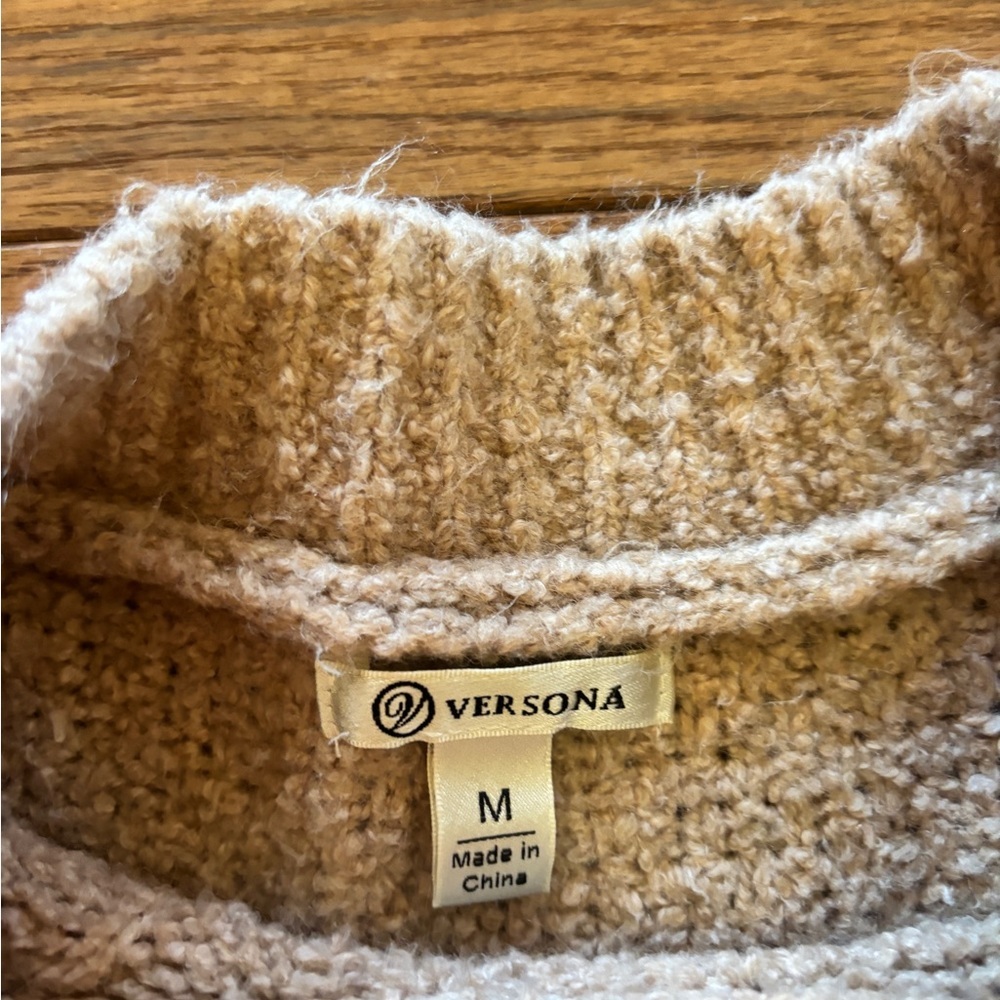 Women's Sweater size M - Picture 3 of 5